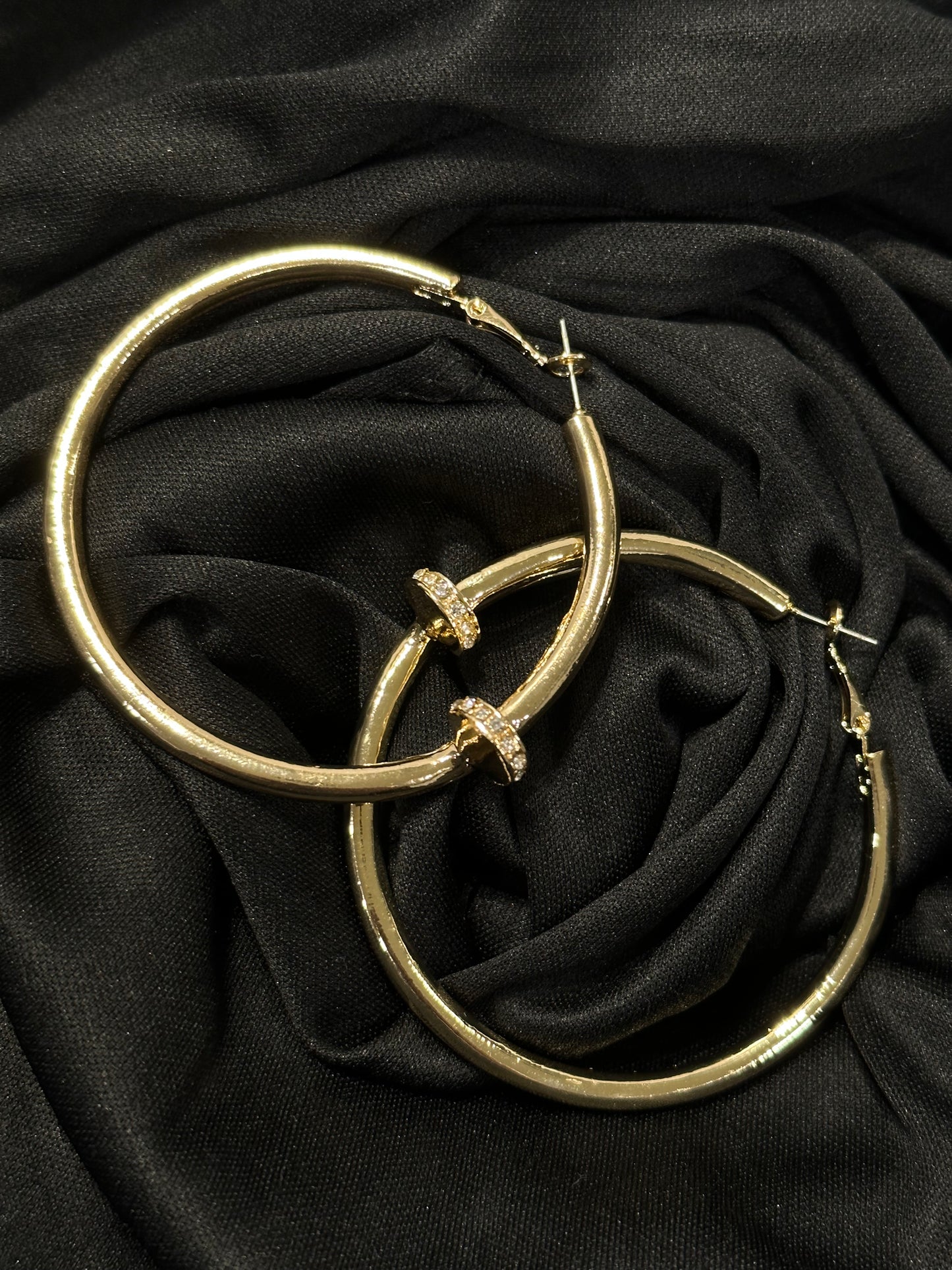 GOLD NAILED IT EARRING