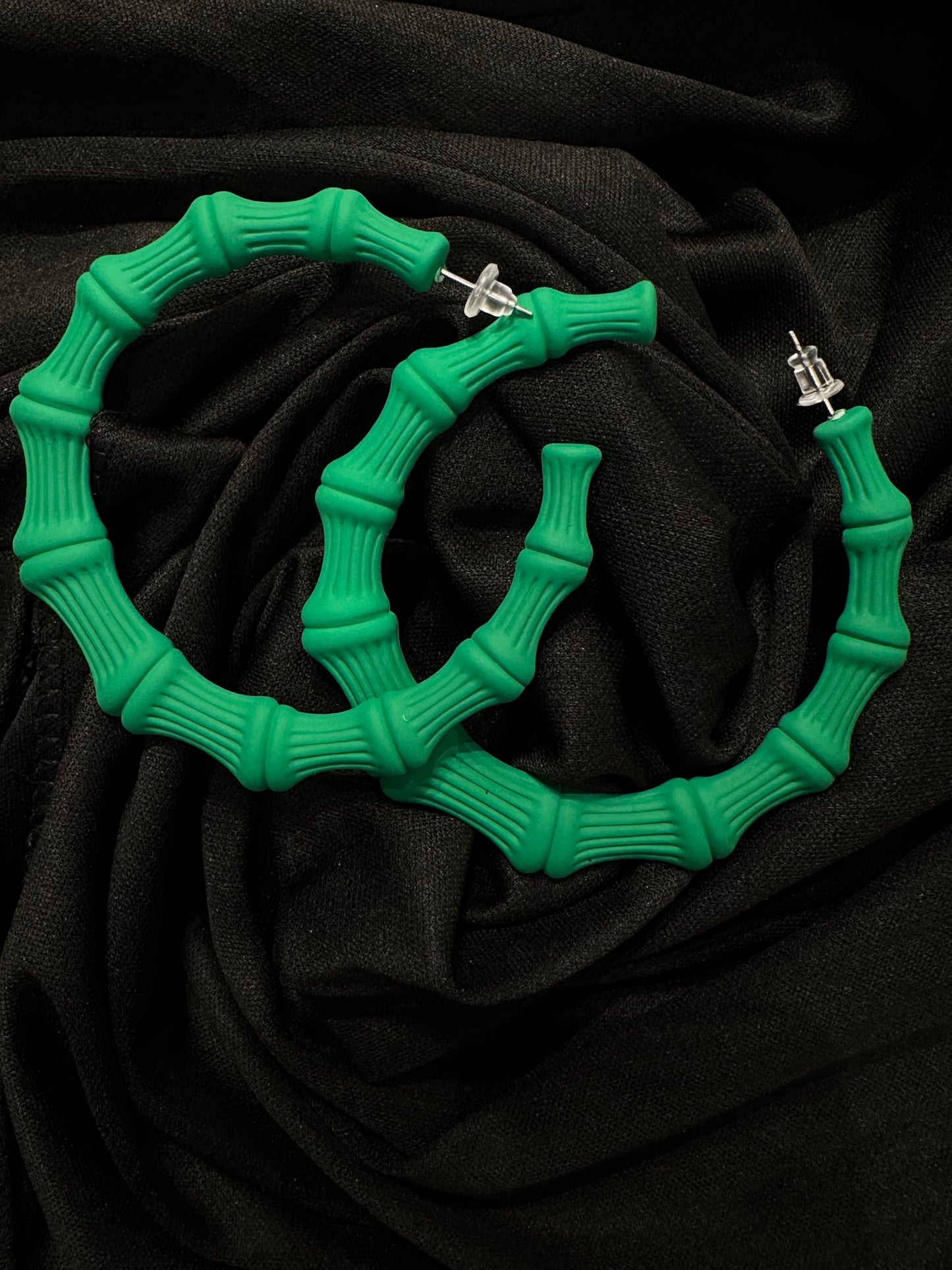 KELLY GREEN BAMBOO HOOP