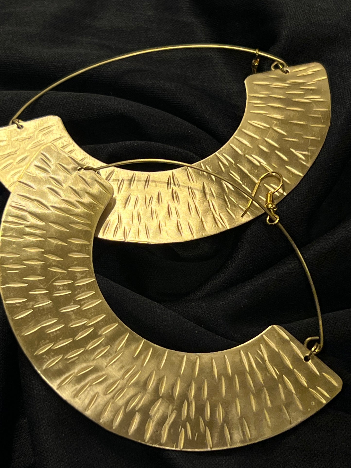 GOLDEN FAN HOOPS